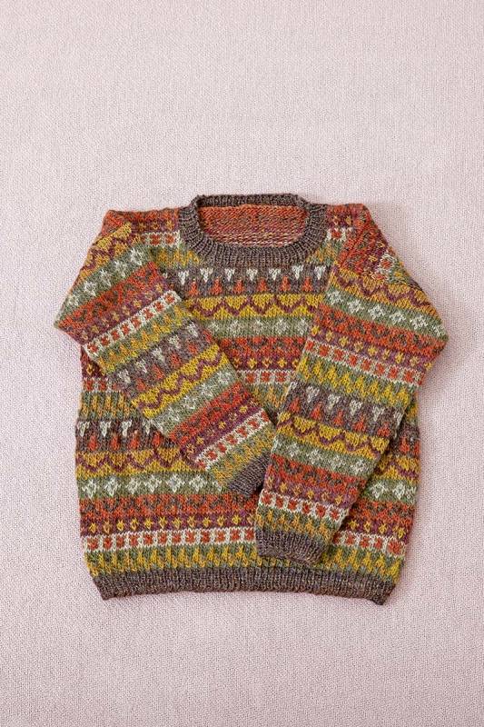 Strickset Pullover  mit Anleitung in garnwelt-Box in Gre 128