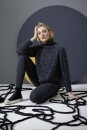 Knitting set Raglan sweater  with knitting instructions in garnwelt box in size L