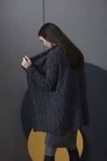 Strickset Mantel Lang Yarns FREYA mit Anleitung in garnwelt-Box