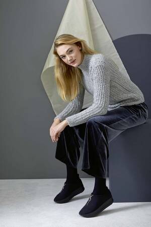 Strickset Pullover Lang Yarns LUNA mit Anleitung in garnwelt-Box