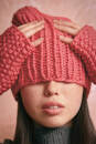Strickset Hat  WOOLADDICTS FIRE BERRIES mit Anleitung in garnwelt-Box