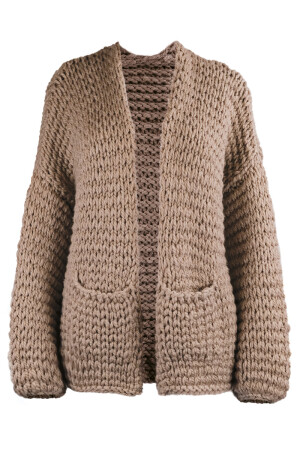 Knitting set Cardigan  with knitting instructions in garnwelt box in size XL