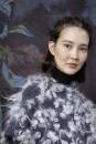 Strickset Capeschal Lang Yarns DRAGO mit Anleitung in garnwelt-Box