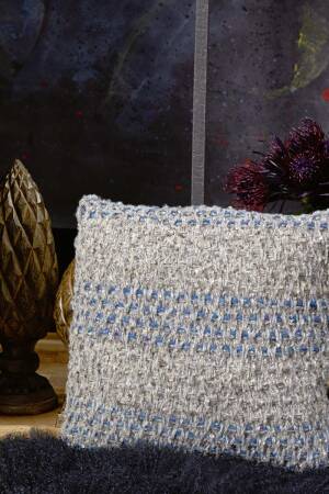 Strickset Kissen Lang Yarns ARIO mit Anleitung in garnwelt-Box ca 40 x 40 cm