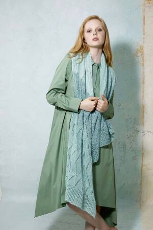 Knitting set Shawl LACE with knitting instructions in garnwelt box