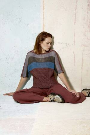 Knitting set Sweater  with knitting instructions in garnwelt box