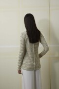 Knitting set Sweater  with knitting instructions in garnwelt box in size L