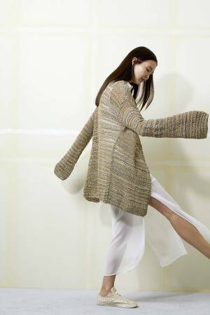 Strickset Jacke Lang Yarns ELLA mit Anleitung in garnwelt-Box