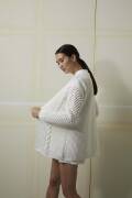 Knitting set Cardigan AMIRA with knitting instructions in garnwelt box