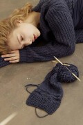 Strickset Sweater HAPPINESS mit Anleitung in garnwelt-Box in Größe S-M