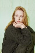 Knitting set Cardigan with round yoke  with knitting instructions in garnwelt box in size S