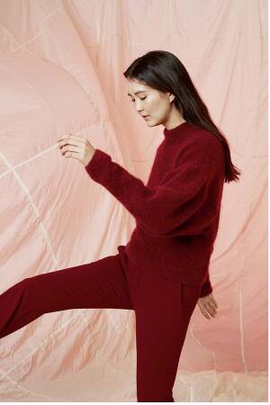 Knitting set Sweater  with knitting instructions in garnwelt box in size S-M