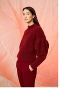 Knitting set Sweater  with knitting instructions in garnwelt box in size S-M