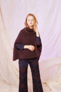 Knitting set Cape  with knitting instructions in garnwelt box