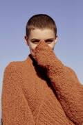 Knitting set Cardigan  with knitting instructions in garnwelt box
