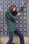 Knitting set Sweater  with knitting instructions in garnwelt box in size S