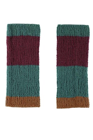 Strickset Wristlers  mit Anleitung in garnwelt-Box in Größe ca 24 x 35 cm