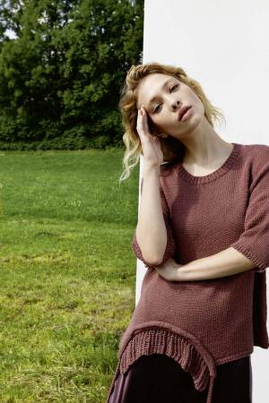 Knitting set Sweater  with knitting instructions in garnwelt box