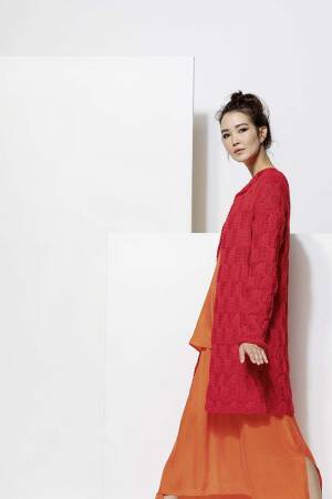 Strickset Jacke Lang Yarns AMIRA mit Anleitung in garnwelt-Box