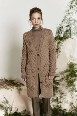 Knitting set Coat  with knitting instructions in garnwelt box