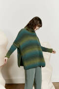 Knitting set Poncho sweater  with knitting instructions in garnwelt box