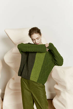 Strickset Pullover Lang Yarns NOVENA mit Anleitung in garnwelt-Box