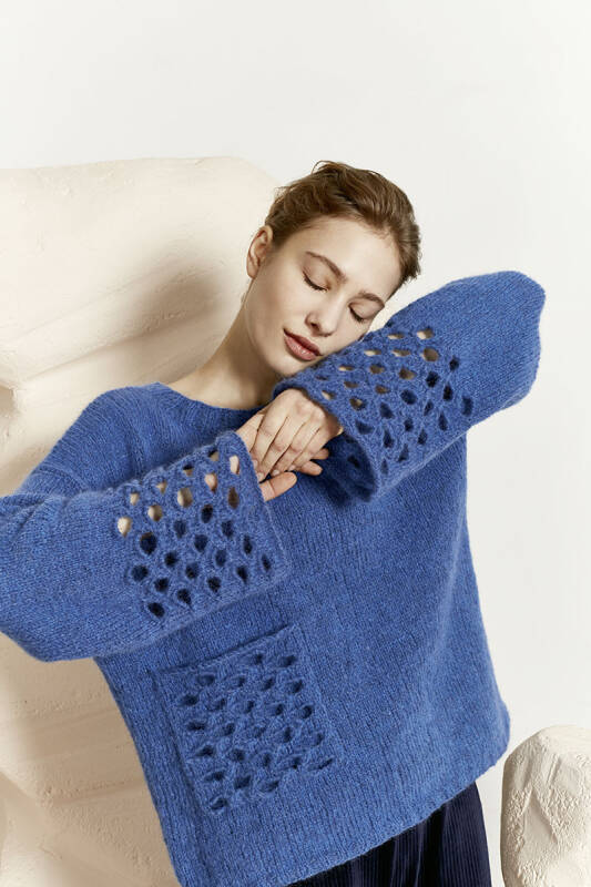 Strickset Pullover MALOU LIGHT mit Anleitung in... Strickset Pullover MALOU LIGHT mit Anleitung in garnwelt-Box in Größe S