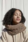 Strickset Shawl, Scarf, Cowl WAD WOOLADDICTS LOVE CLOSING CHAPTER mit Anleitung in garnwelt-Box