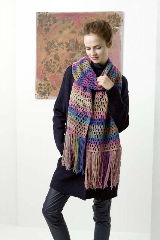 Knitting set Crocheted scarf  with knitting instructions in garnwelt box in size ca 25 x 200 cm