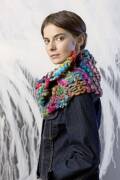 Strickset Loop Lang Yarns YOUNG mit Anleitung in garnwelt-Box ca 70 x 27 cm