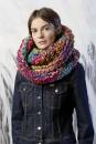 Strickset Grosser Rundschal Lang Yarns YOUNG mit Anleitung in garnwelt-Box