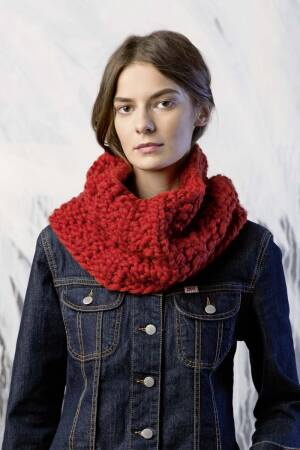 Strickset Loop Lang Yarns YOUNG mit Anleitung in garnwelt-Box