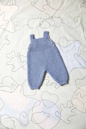 Knitting set Romper  with knitting instructions in garnwelt box