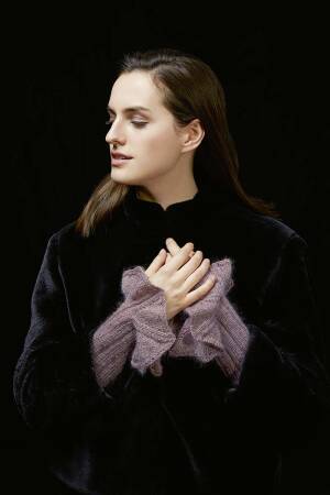 Knitting set Wrist warmers MOHAIR FANCY with knitting instructions in garnwelt box