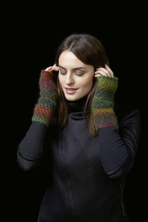 Strickset Armstulpen Lang Yarns GRETA / LACE mit Anleitung in garnwelt-Box