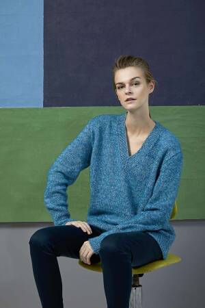 Knitting set Oversized Pullover  with knitting instructions in garnwelt box in size S