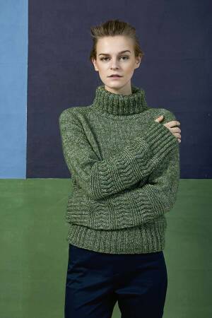 Strickset Pullover Lang Yarns ANGELINA mit Anleitung in garnwelt-Box