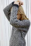 Strickset Pullover Lang Yarns LUSSO mit Anleitung in garnwelt-Box