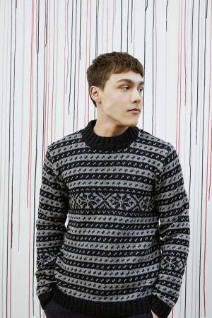 Strickset Pullover Lang Yarns YAK mit Anleitung in garnwelt-Box S