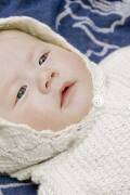 Strickset Jäckchen mit Kapuze Lang Yarns CASHMERINO FOR BABIES AND MORE mit Anleitung in garnwelt-Box