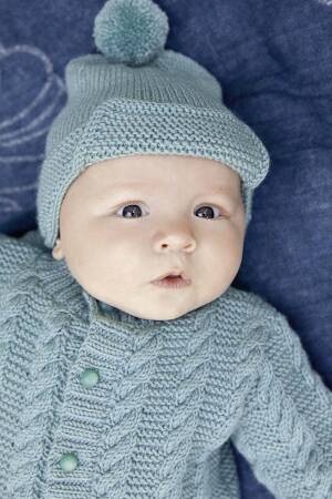 Strickset Mütze Lang Yarns CASHMERINO FOR BABIES AND MORE mit Anleitung in garnwelt-Box