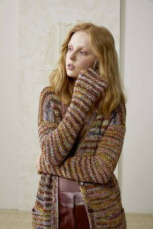 Knitting set Cardigan  with knitting instructions in garnwelt box