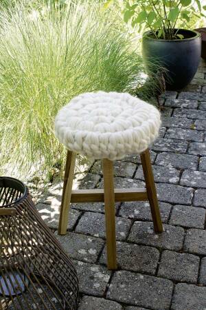 Strickset Hockerüberzug Lang Yarns SMILLA mit Anleitung in garnwelt-Box Durchmesser ca 35 cm