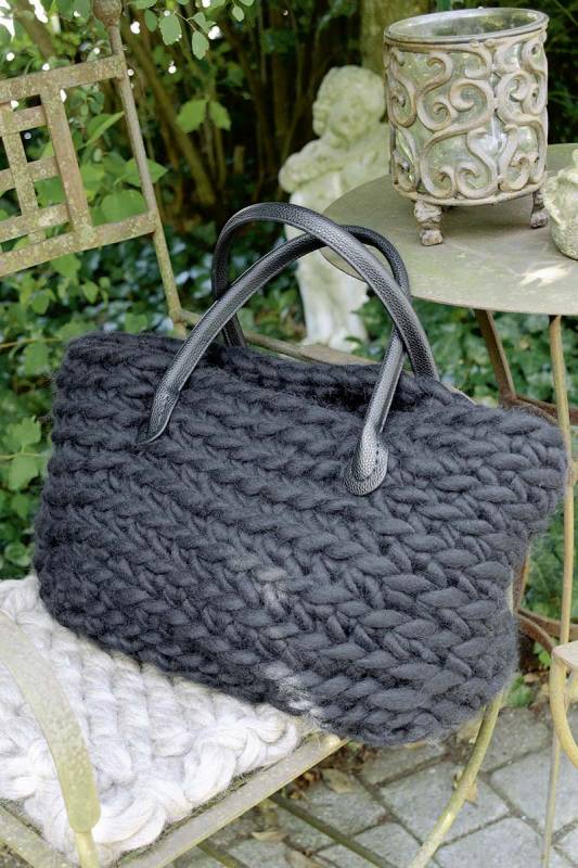Knitting set Handbag  with knitting instructions in garnwelt box in size ca 40 x 35 cm