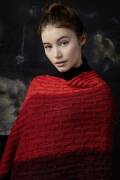 Strickset Cape Lang Yarns PUNO mit Anleitung in garnwelt-Box