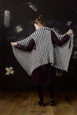 Strickset Weste Lang Yarns LUSSO mit Anleitung in garnwelt-Box one size