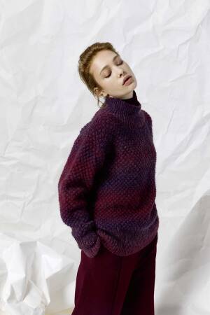 Knitting set Sweater  with knitting instructions in garnwelt box