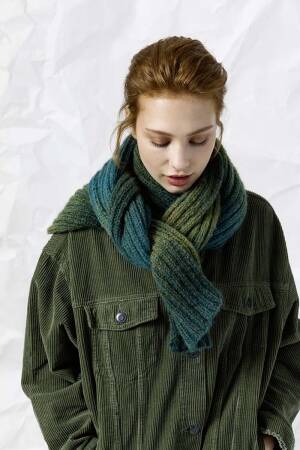 Strickset Schal Lang Yarns CARINA mit Anleitung in garnwelt-Box