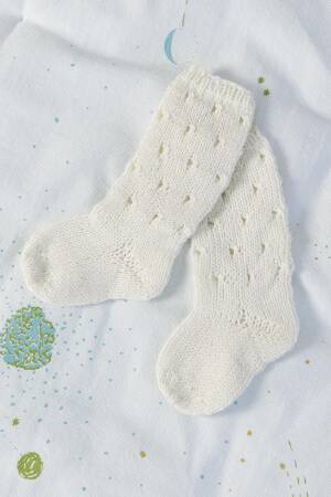 Strickset Socken Lang Yarns MERINO  BEBE mit Anleitung in garnwelt-Box 62