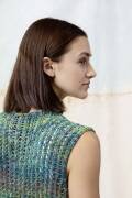 Knitting set Long vest  with knitting instructions in garnwelt box in size S-M